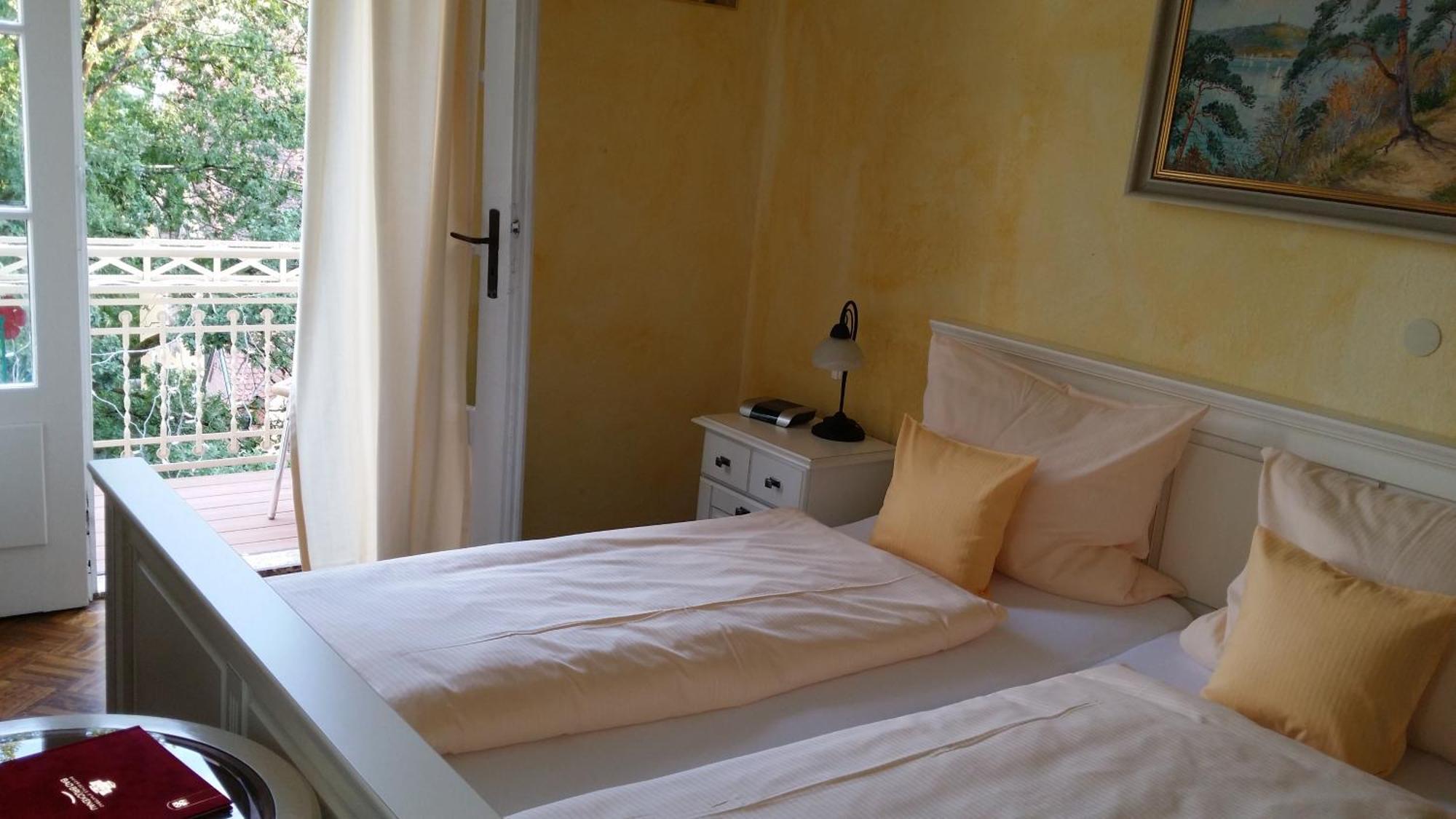 Rhoen Hotel Waldcafe St. Georg Staatsbad Brückenau Cameră foto