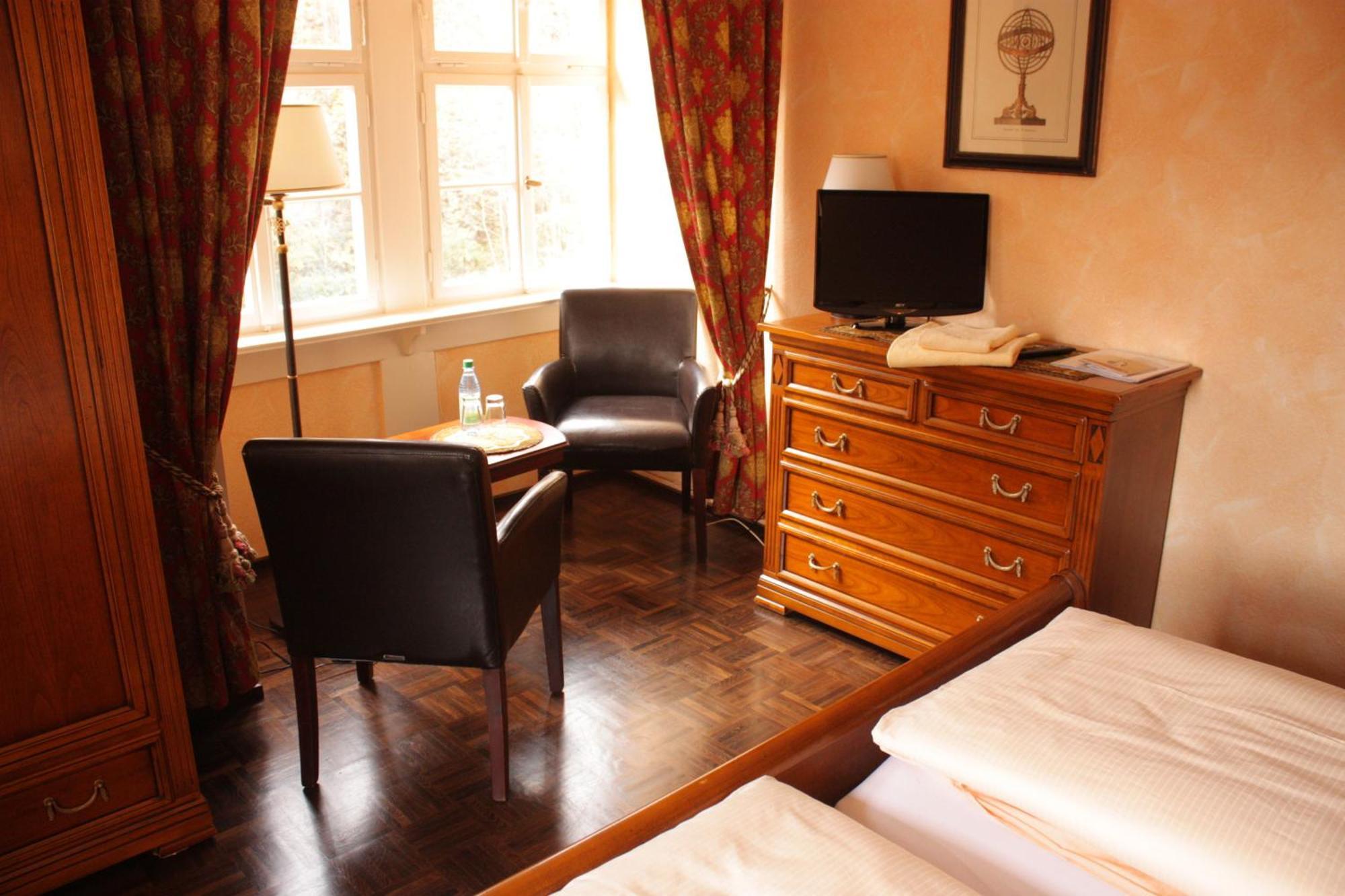 Rhoen Hotel Waldcafe St. Georg Staatsbad Brückenau Cameră foto